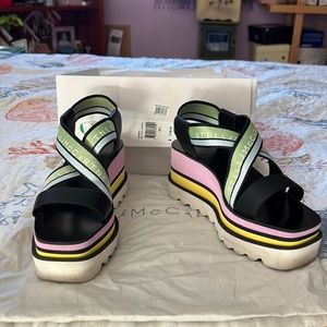 Stella Mc Carthy sneakelyse stripy webbing sandals. 8,5